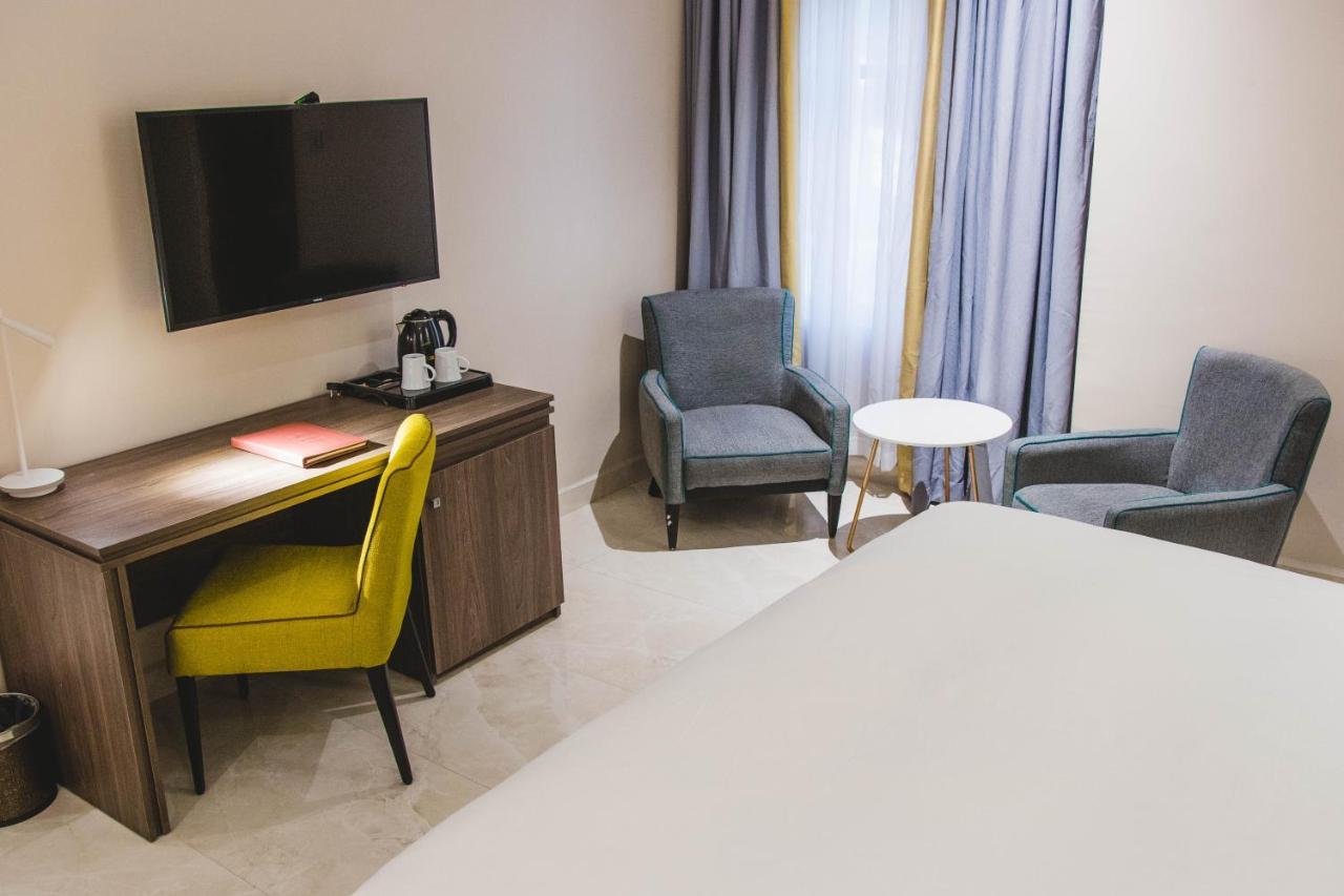 Amber City Hotels Overri Kültér fotó